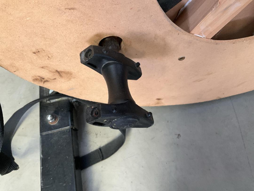 Photo '11' of Magtonic Exercise Bike - Missing 1x Pedal