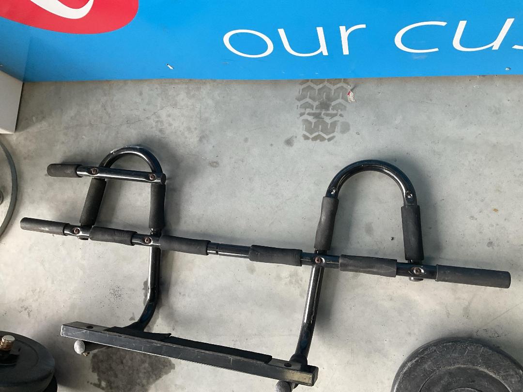 Photo '21' of Weights - 2.5Kg, 5Kg Etc, Gym Bench, BowFlex Etc