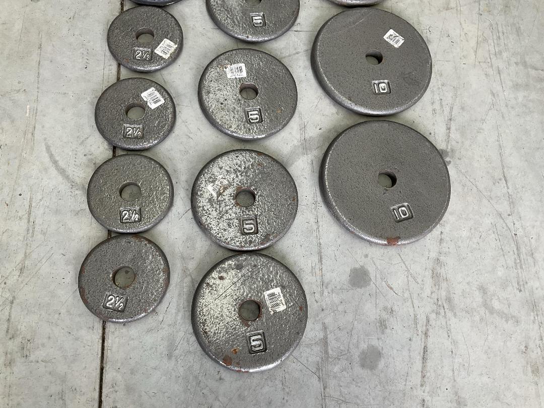 Photo '10' of 1x Weight Bar, 2x Collars and 17x Weight Plates - 2 1/2lb, 5lb and 10lb Photo '10' of 1x Weight Bar, 2x Collars and 17x Weight Plates - 2 1/2lb, 5lb and 10lb