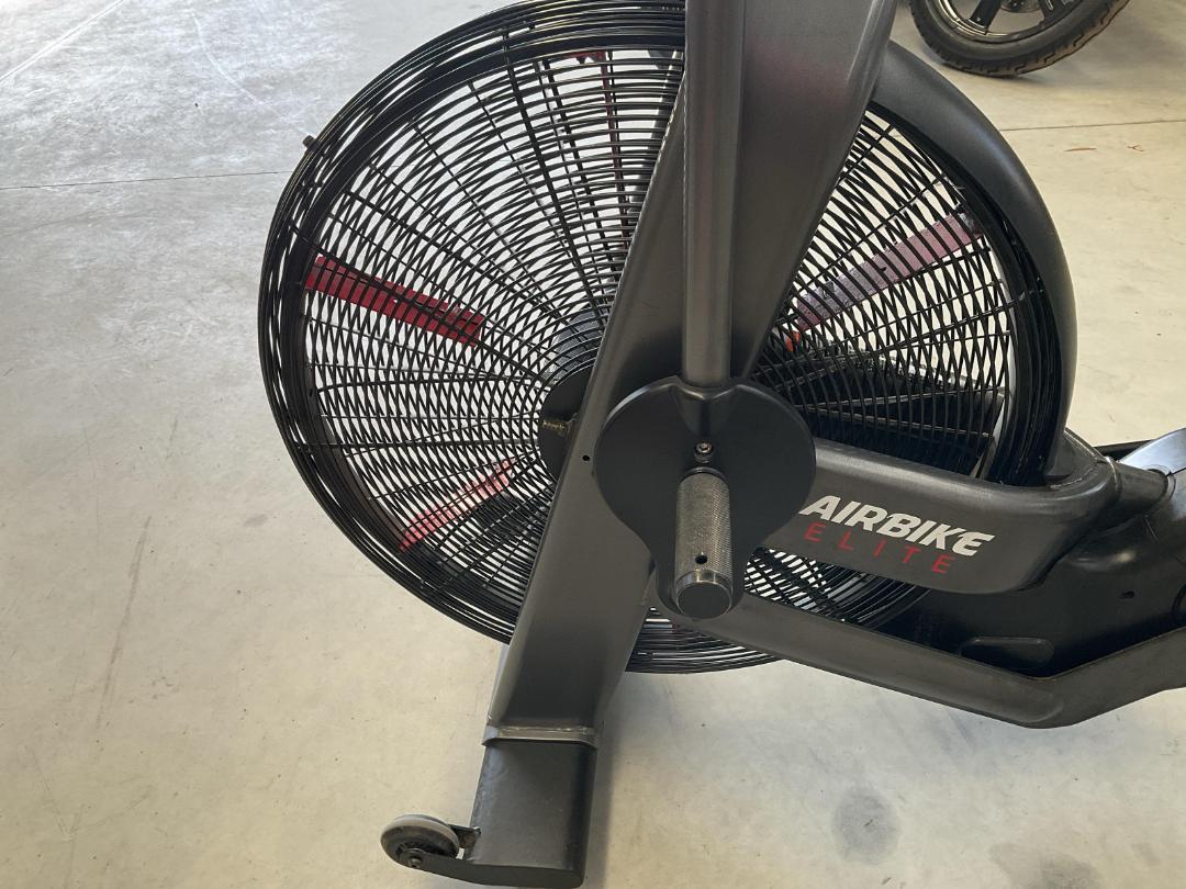 Great Deal On Assault Fitness Commercial Assault Bike Elite