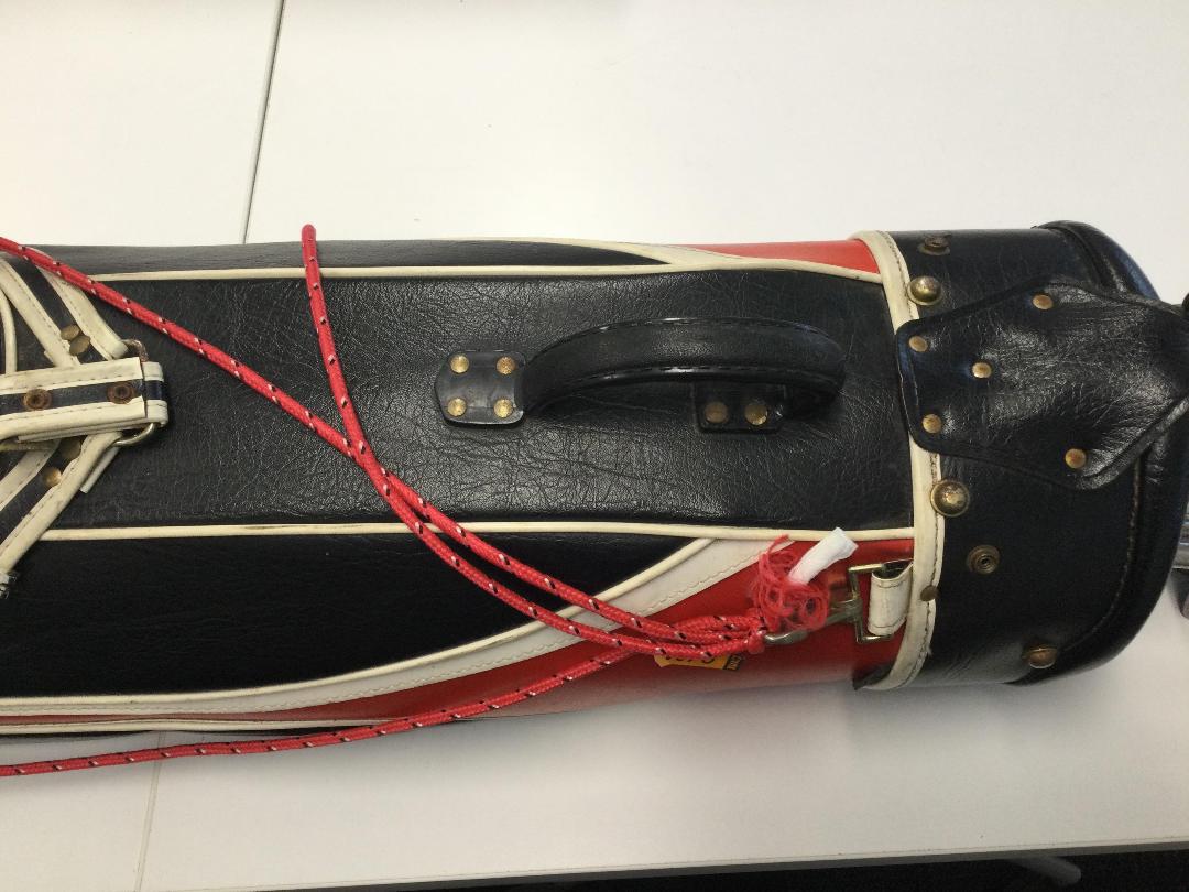 Photo '3' of Golf Bag & Clubs Photo '3' of Golf Bag & Clubs