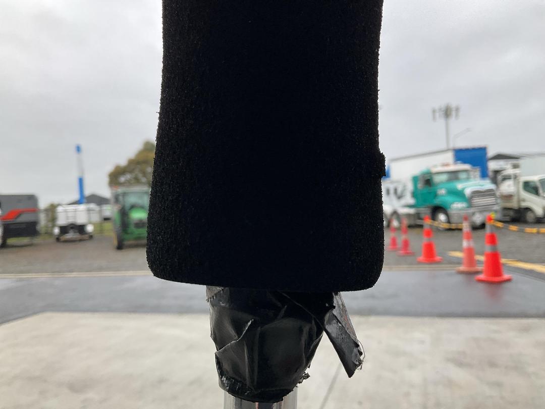 Photo '8' of Black Coloured Speed Ball on Stand or Similar