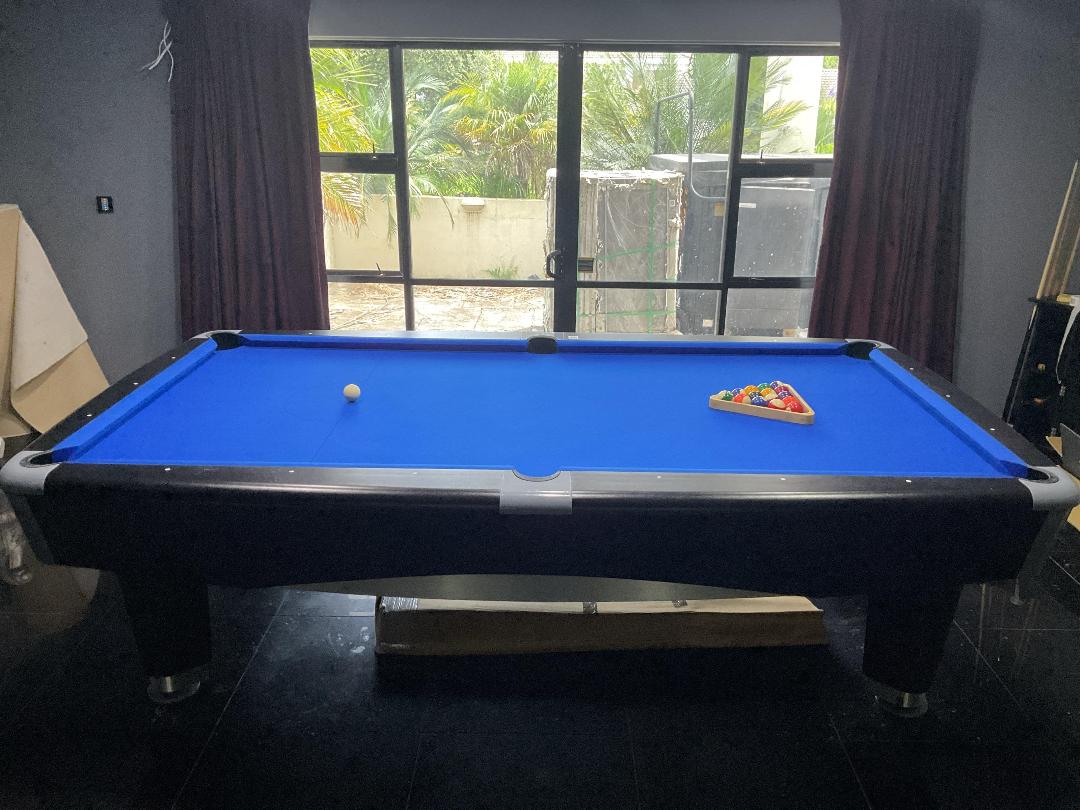 Photo '2' of Pool Table