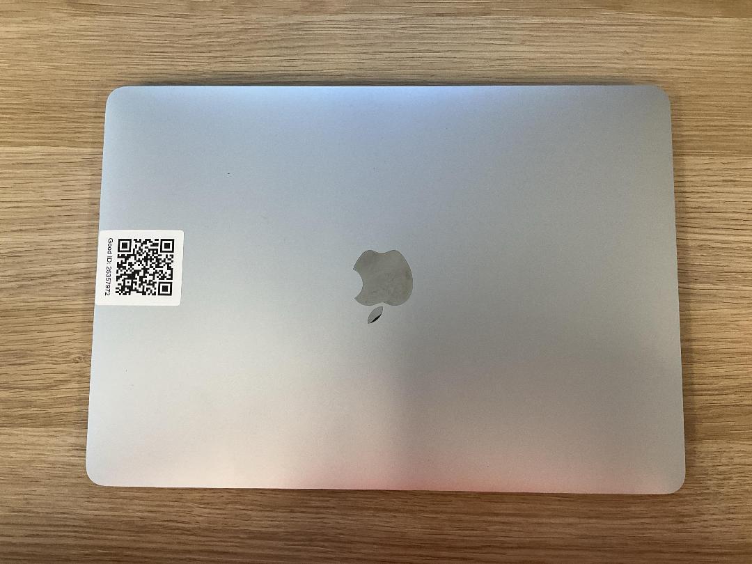 Photo '6' of MacBook Pro 13" M2 2022 Photo '6' of MacBook Pro 13" M2 2022