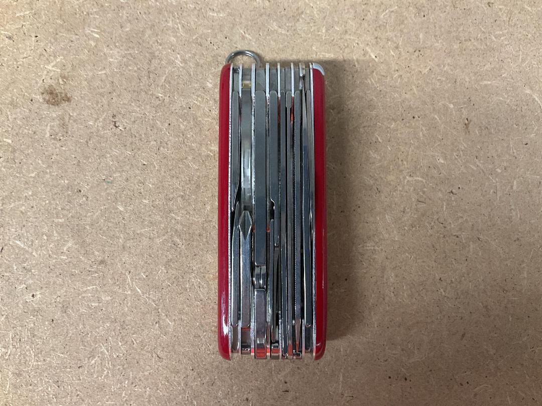 Photo '3' of Victorinox Multi Tool