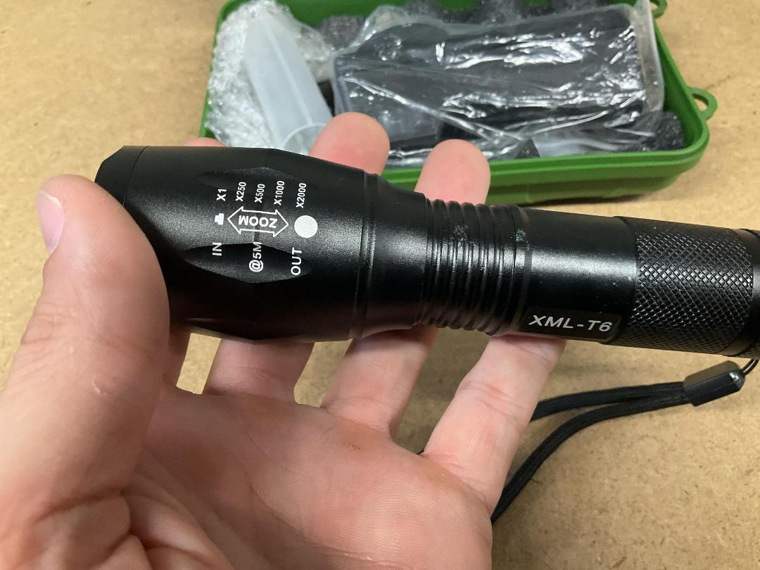 Photo '4' of Ultrafire XML-T6 LED Flashlight