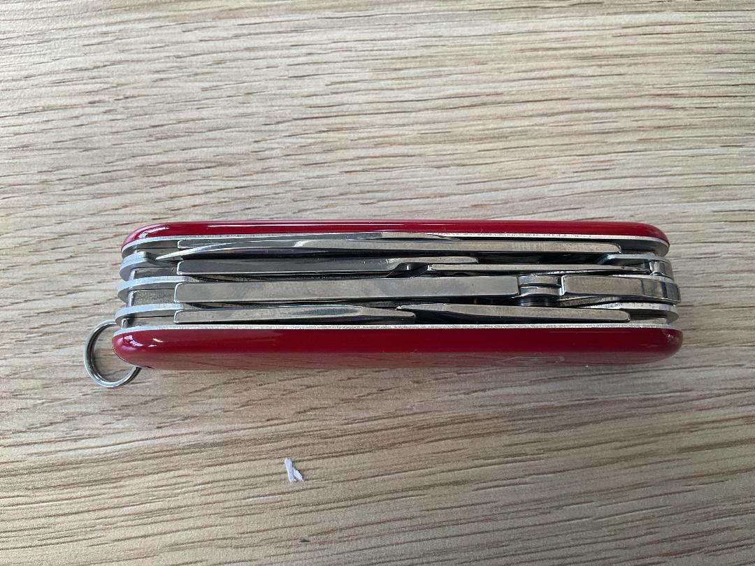 Photo '2' of Victorinox Multi Tool