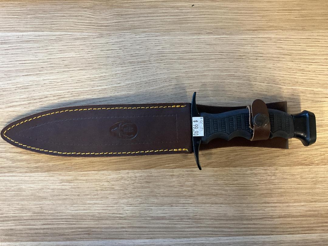 Photo '4' of Muela Knife & Sheath