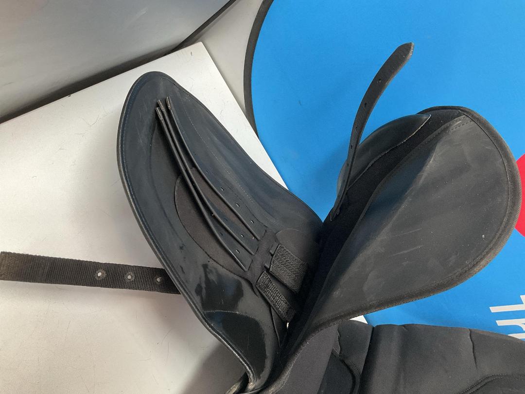 Photo '20' of Thorowgood Horse or Pony Saddle