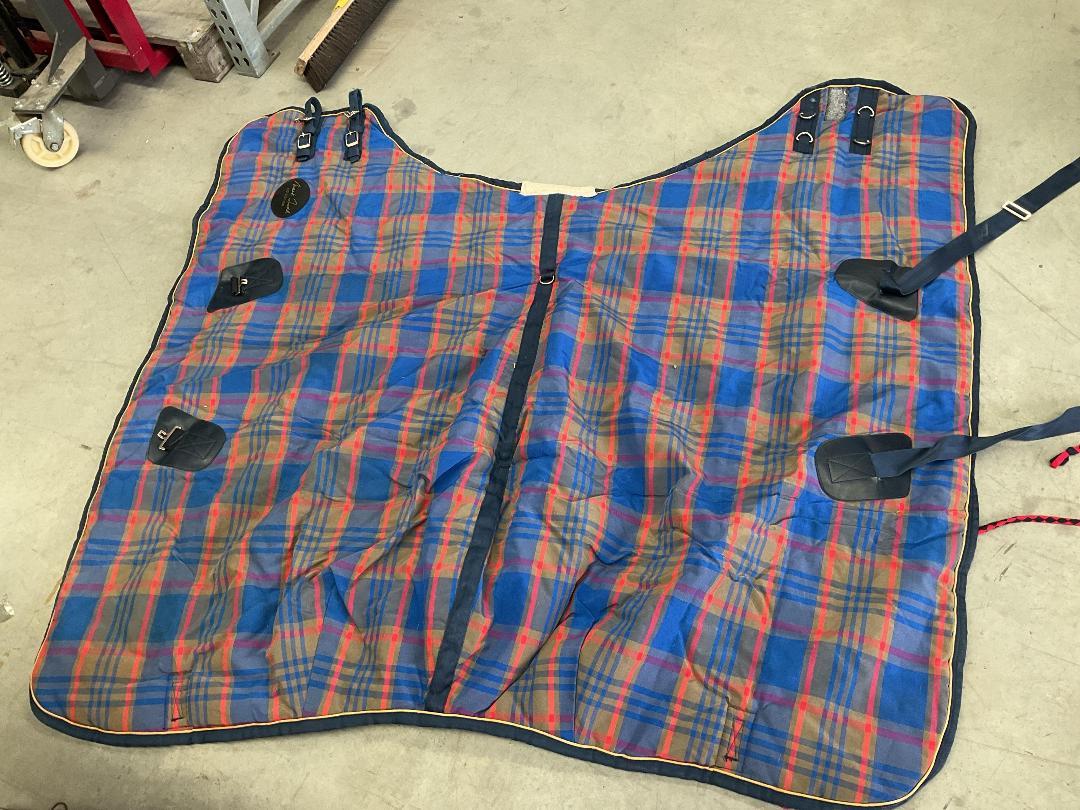 Photo '11' of Mark Todd Collection Horse Cover or Similar