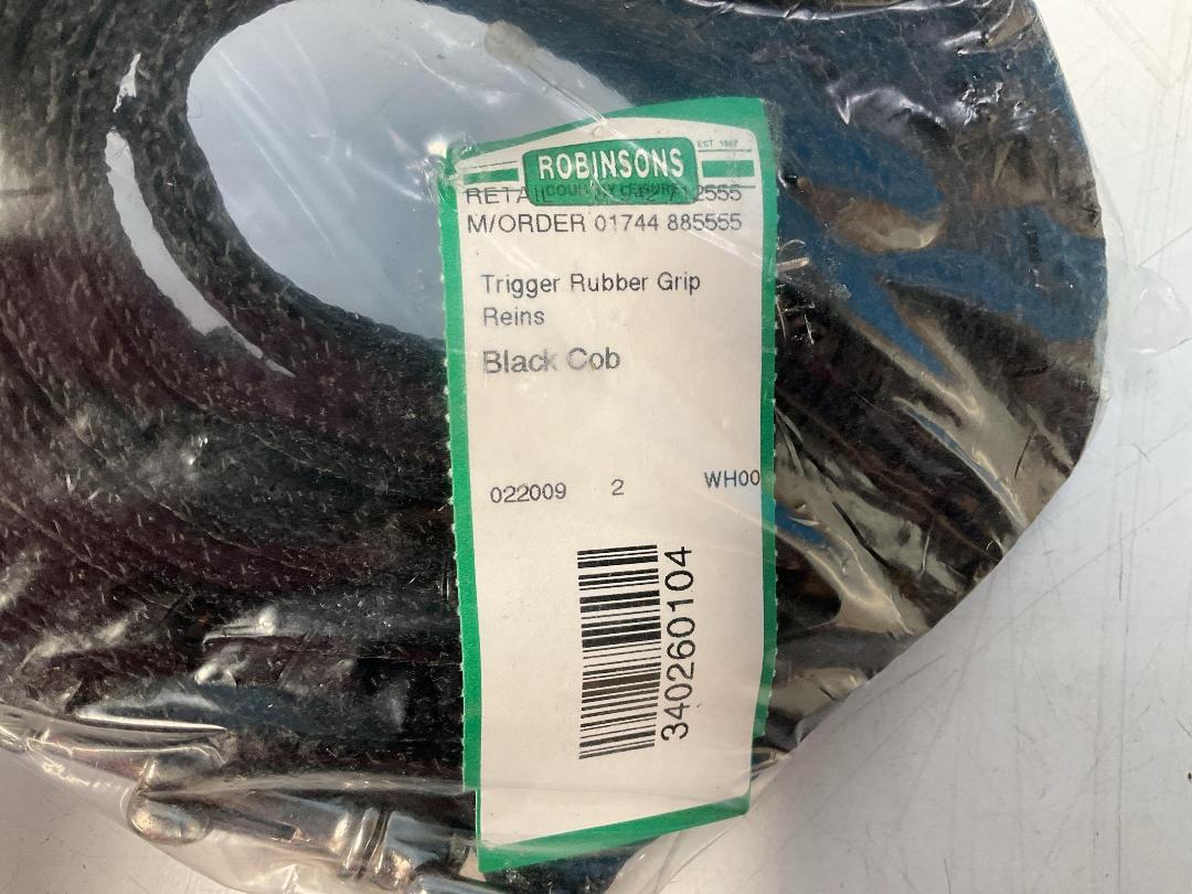 Photo '3' of Libbys Cob Halter or Similar and Trigger Rubber Grip Reins Black Cob