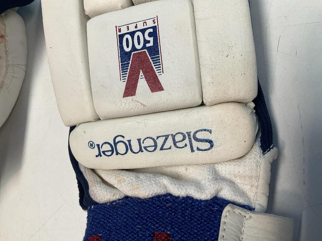Photo '4' of Slazenger V 500 Super Cricket Gloves - Size Men’s LH