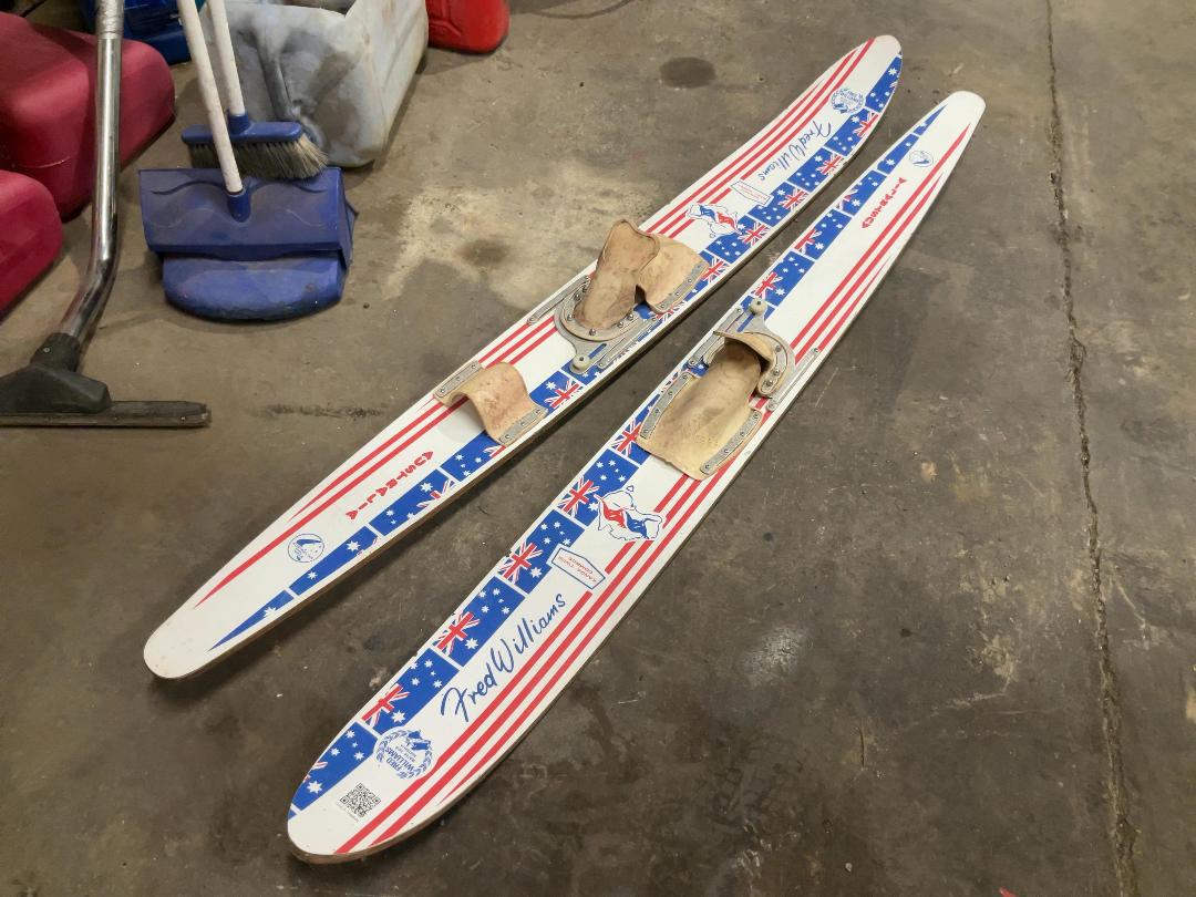 Photo '2' of Water Skis Photo '2' of Water Skis