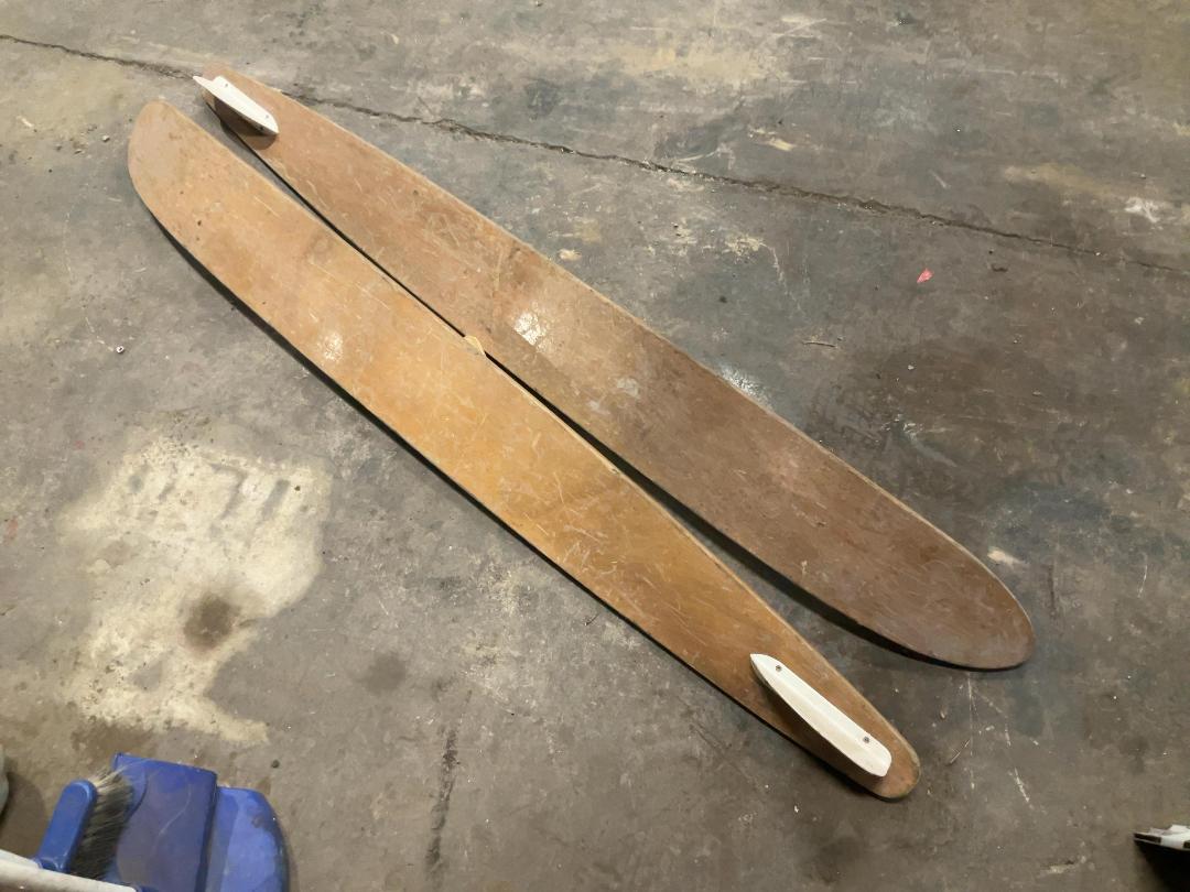 Photo '3' of Water Skis Photo '3' of Water Skis