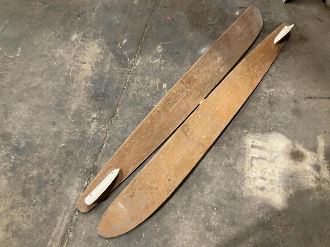 Photo '4' of Water Skis Photo '4' of Water Skis