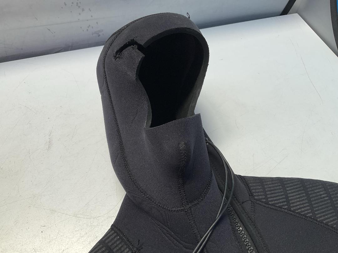 Photo '4' of Beuchat Wetsuit