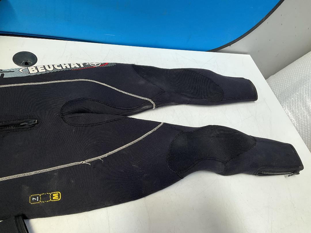 Photo '11' of Beuchat Wetsuit