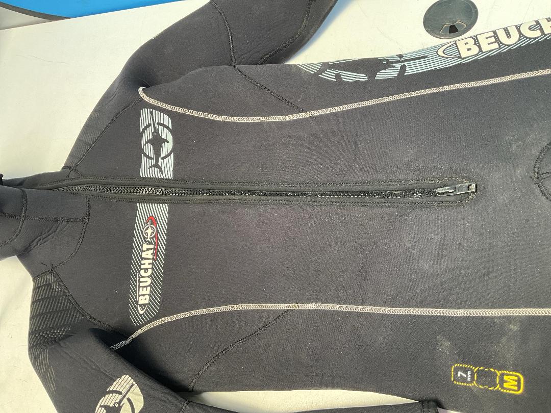 Photo '10' of Beuchat Wetsuit