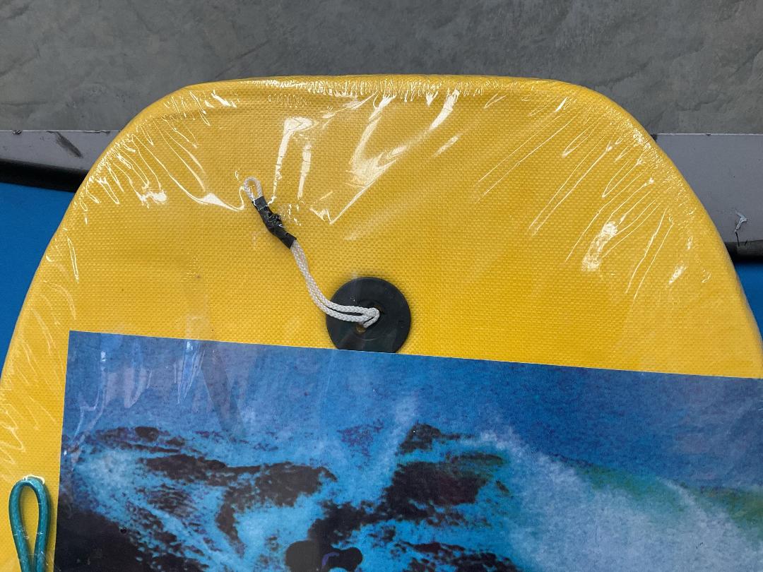 Photo '5' of Yellow/Blue Coloured Body Board