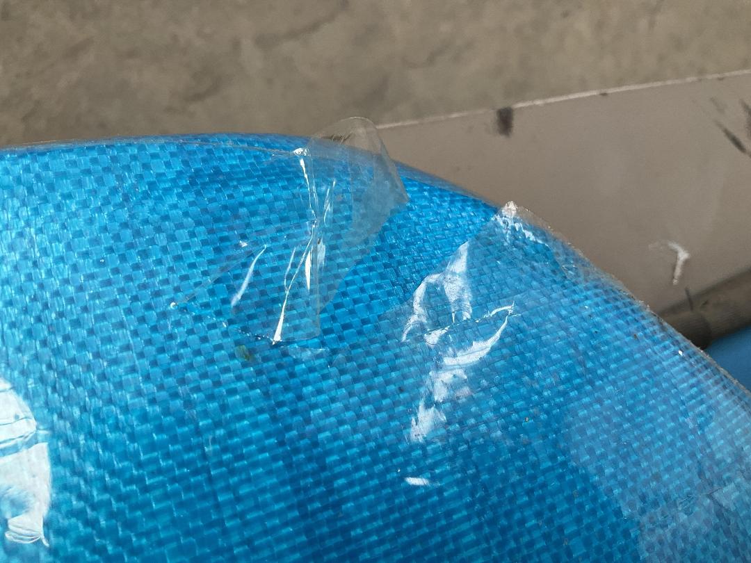 Photo '7' of Yellow/Blue Coloured Body Board