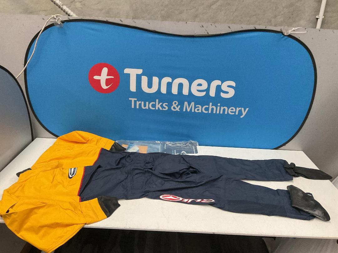 Photo '8' of Wake Force Adult S/M and GUL International Small Drysuit