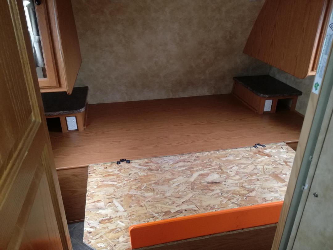 Photo '10' of Sundance LT Ultra Lite Caravan Photo '10' of Sundance LT Ultra Lite Caravan