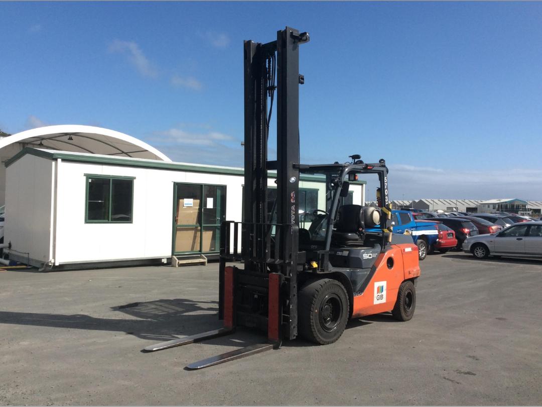 Photo '9' of Toyota 8FG50N Forklift Photo '9' of Toyota 8FG50N Forklift