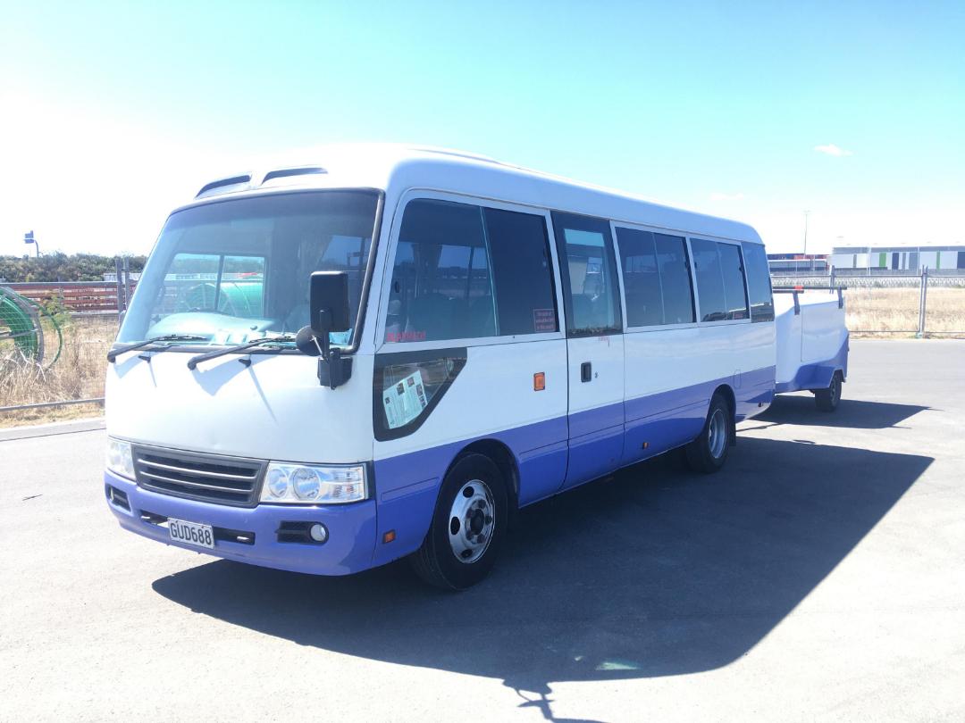 Photo '8' of Toyota Coaster BDG-XZB50 Bus Photo '8' of Toyota Coaster BDG-XZB50 Bus