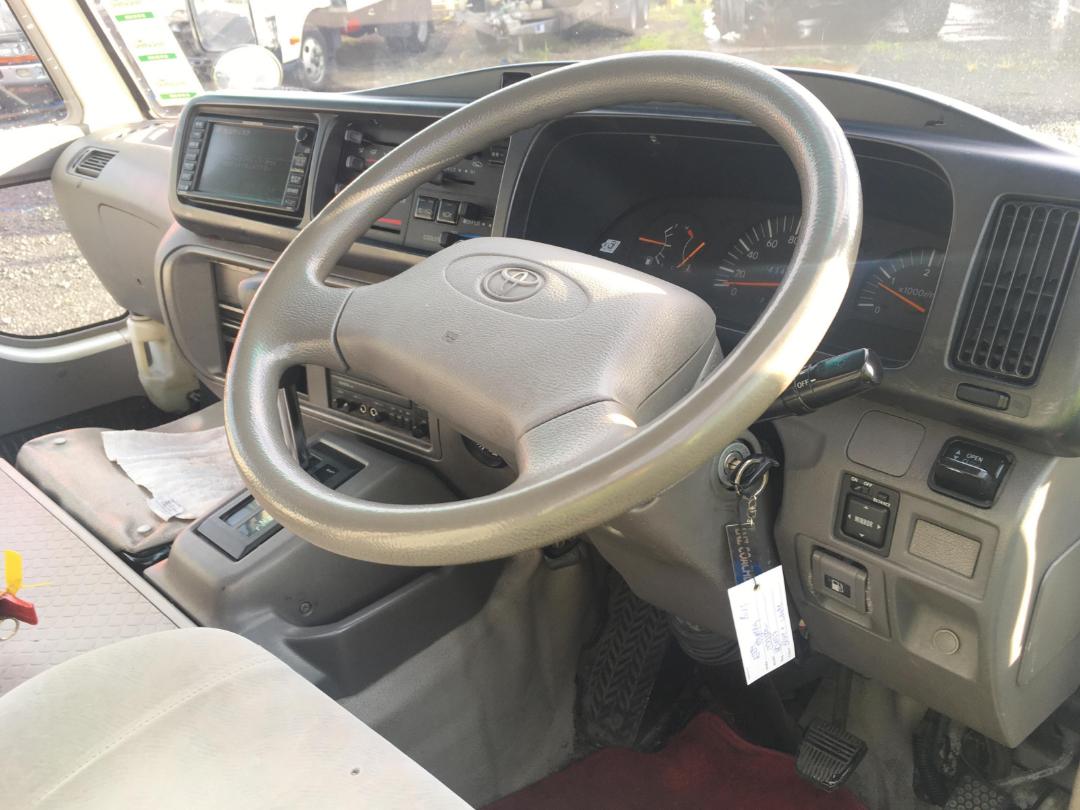 Photo '8' of Toyota COASTER XZB50 Bus Photo '8' of Toyota COASTER XZB50 Bus