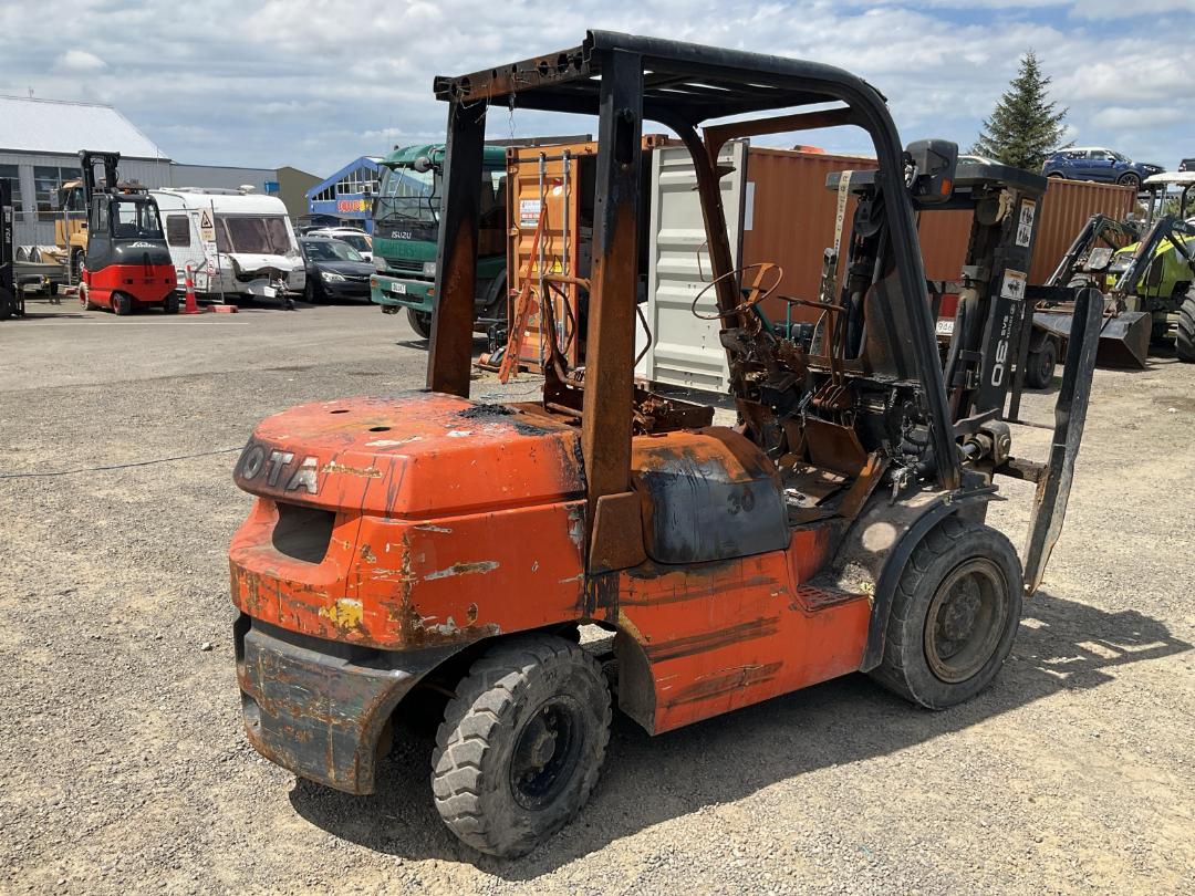 Photo '6' of Toyota FG30-6 Forklift Photo '6' of Toyota FG30-6 Forklift