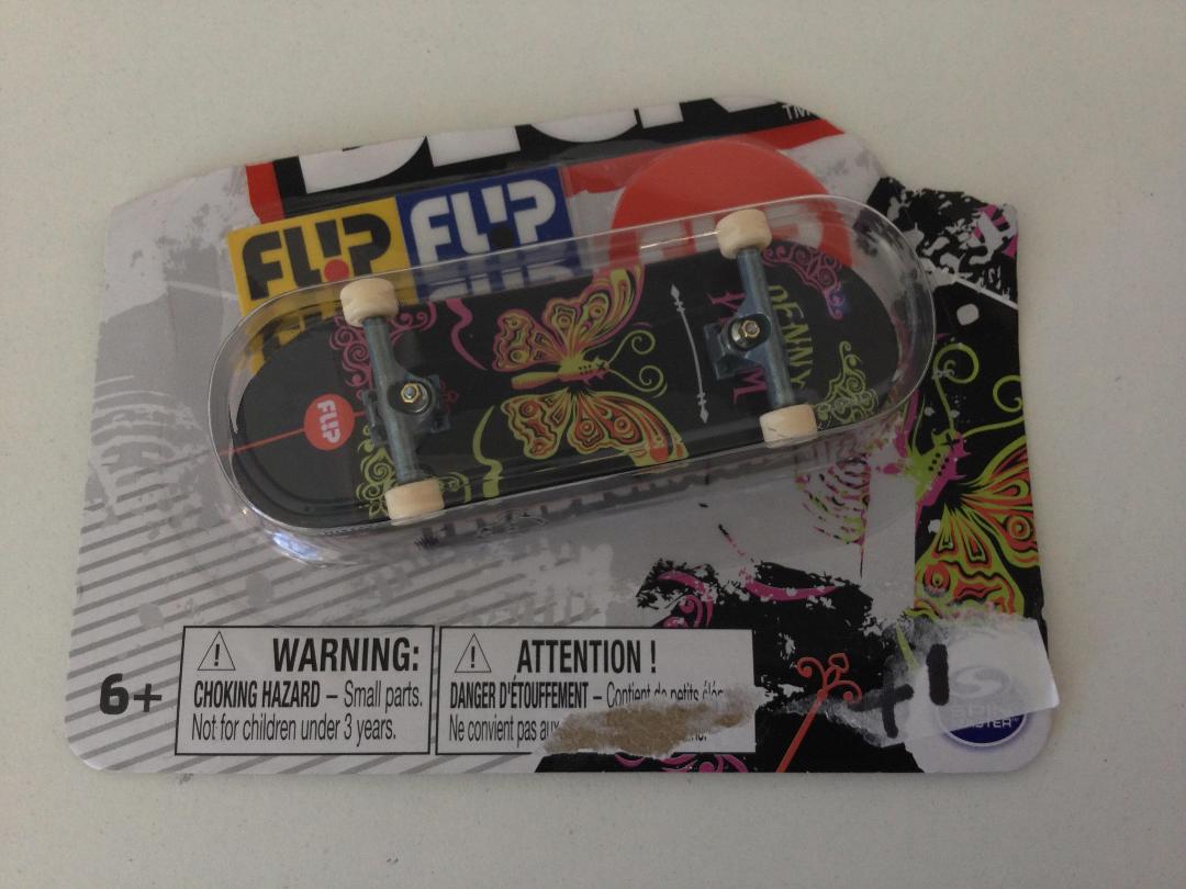 Photo '3' of Finger Skateboards