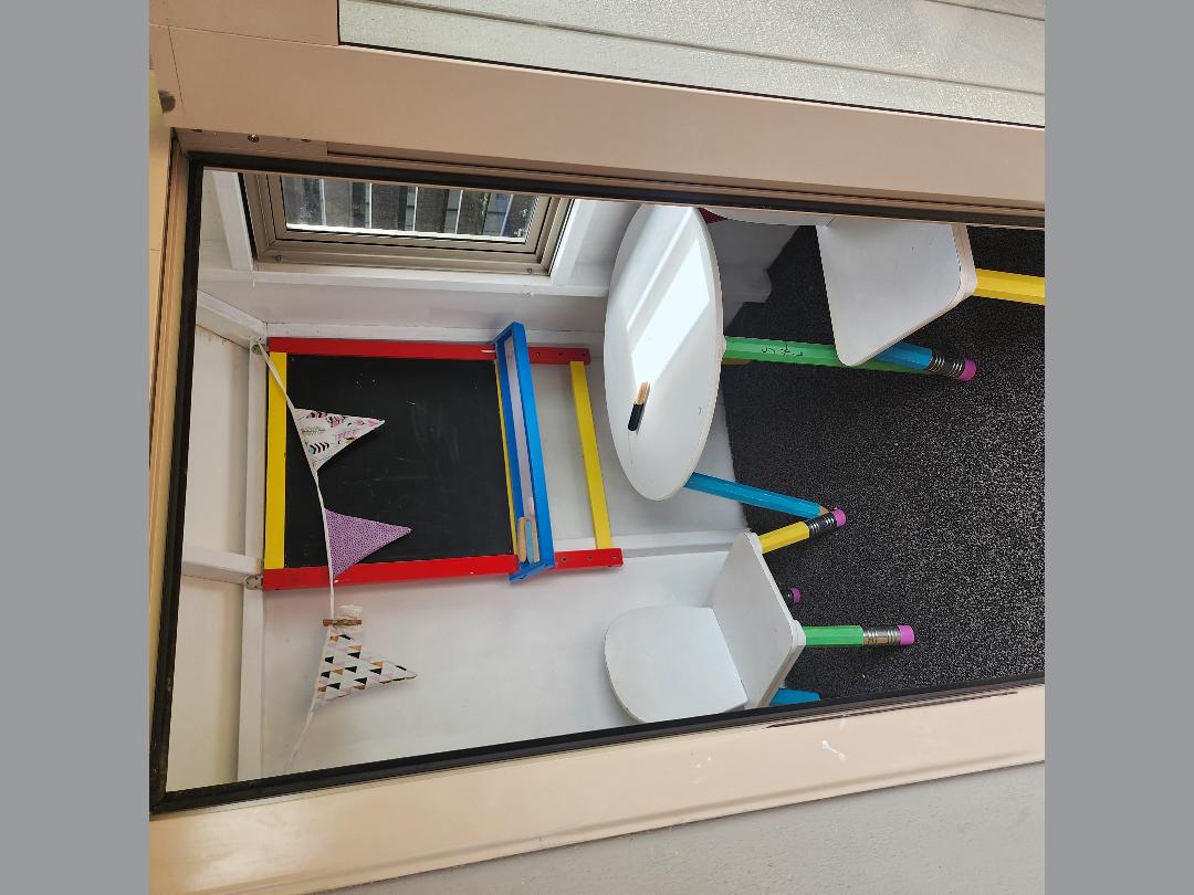 Photo '2' of Playhouse