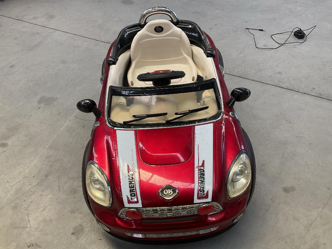 Photo '4' of Oremos Children’s Electronic Car