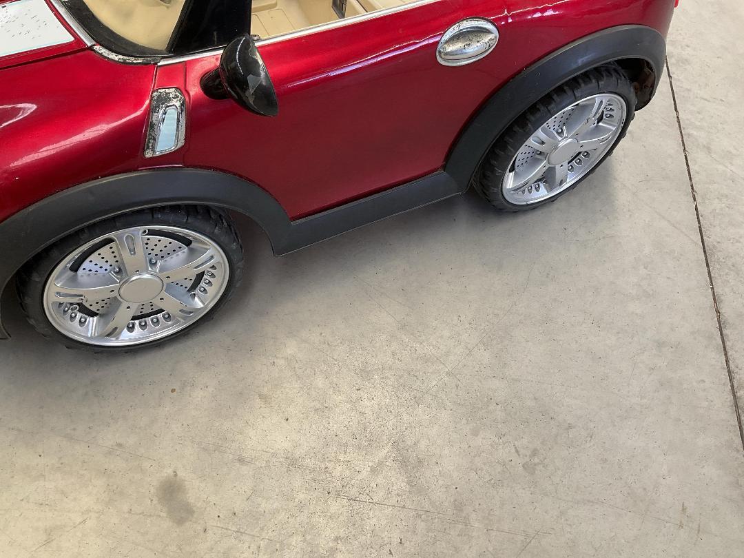 Photo '13' of Oremos Children’s Electronic Car