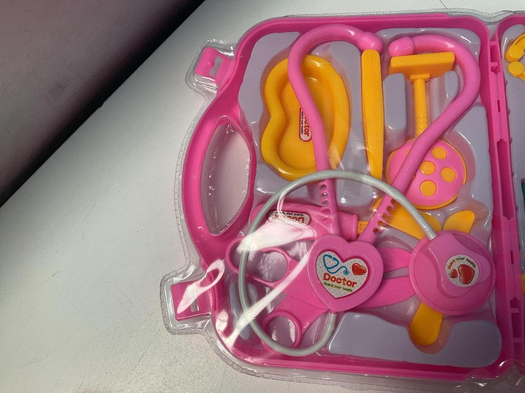 Photo '4' of Guardian Health Doctors Play Set & Case (8 Sets) *NEW*