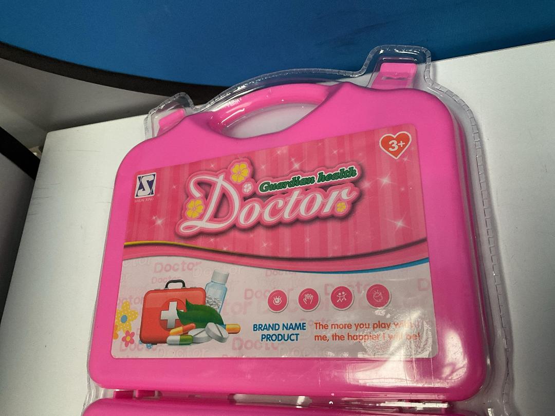 Photo '6' of Guardian Health Doctors Play Set & Case (6 Sets) *NEW*