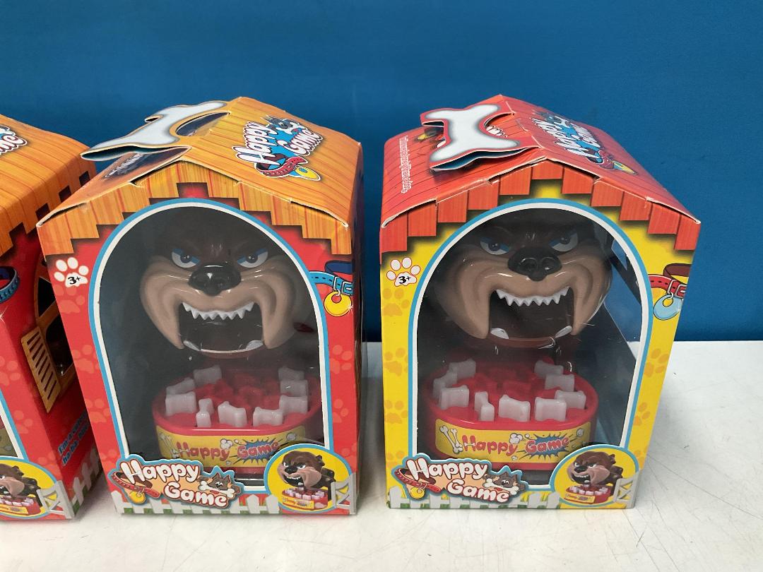 Photo '4' of 6x Happy Game - Dog Chomping *NEW* Photo '4' of 6x Happy Game - Dog Chomping *NEW*