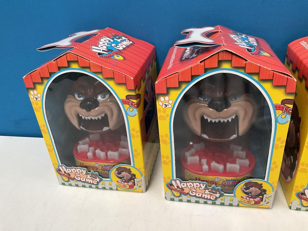 Photo '2' of 6x Happy Game - Dog Chomping  *NEW*
