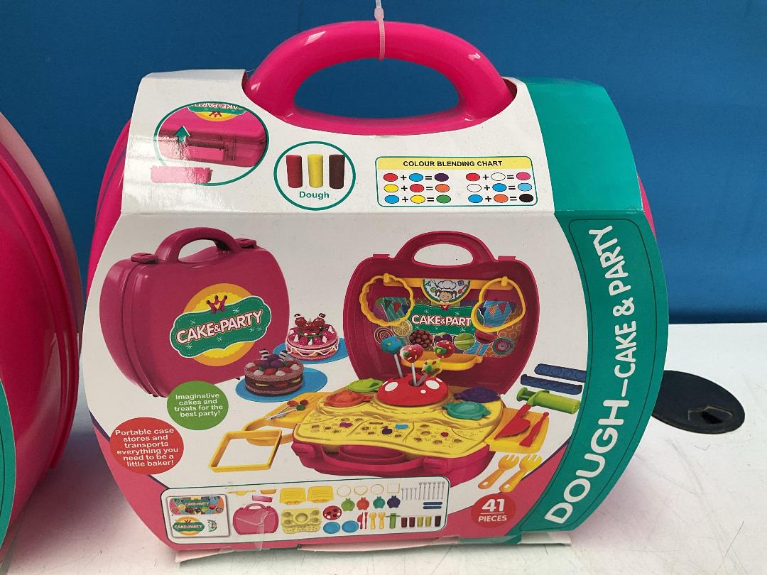 Photo '6' of 2x Dough Cake & Party Play Set (41pce) *NEW*