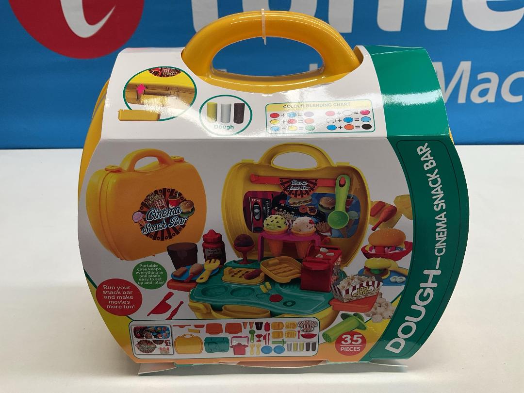 Photo '2' of Dream - Dough Cinema Snack Bar Play Set (35pce) *NEW* Photo '2' of Dream - Dough Cinema Snack Bar Play Set (35pce) *NEW*