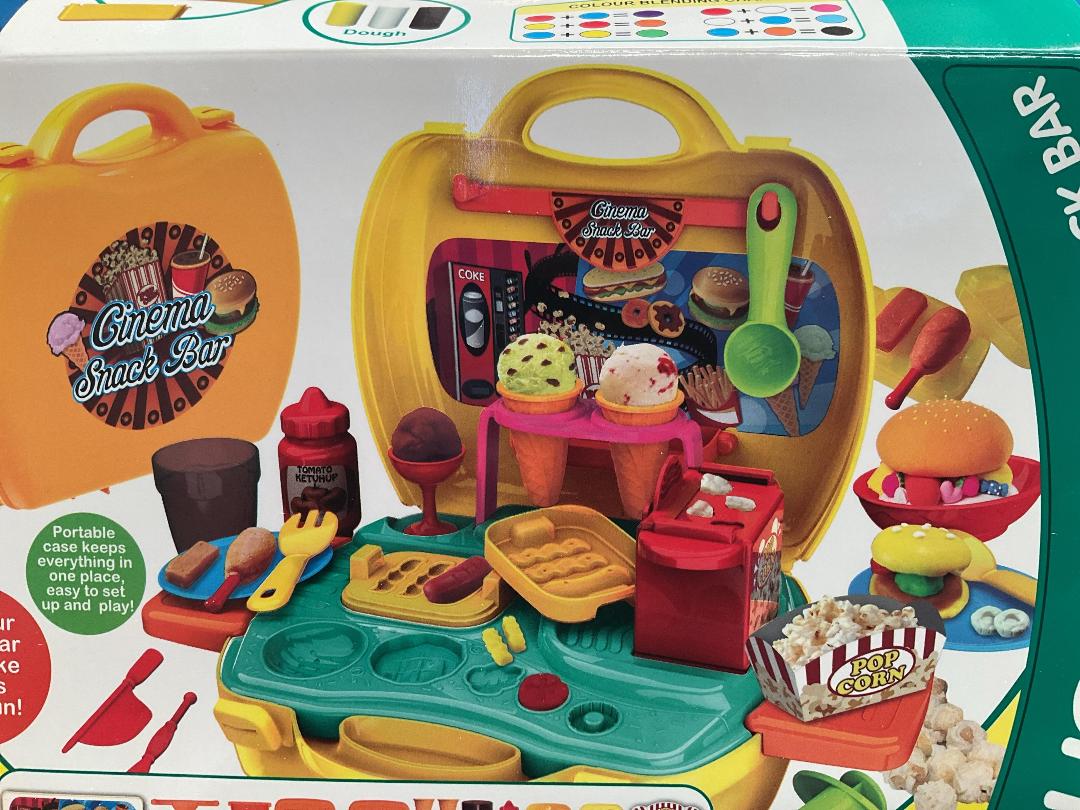 Photo '3' of Dream - Dough Cinema Snack Bar Play Set (35pce) *NEW* Photo '3' of Dream - Dough Cinema Snack Bar Play Set (35pce) *NEW*