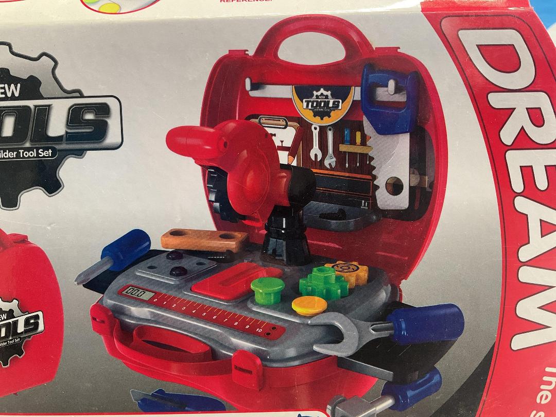 Photo '3' of Dream - Junior Builder Tool Set (19pce) *NEW* Photo '3' of Dream - Junior Builder Tool Set (19pce) *NEW*