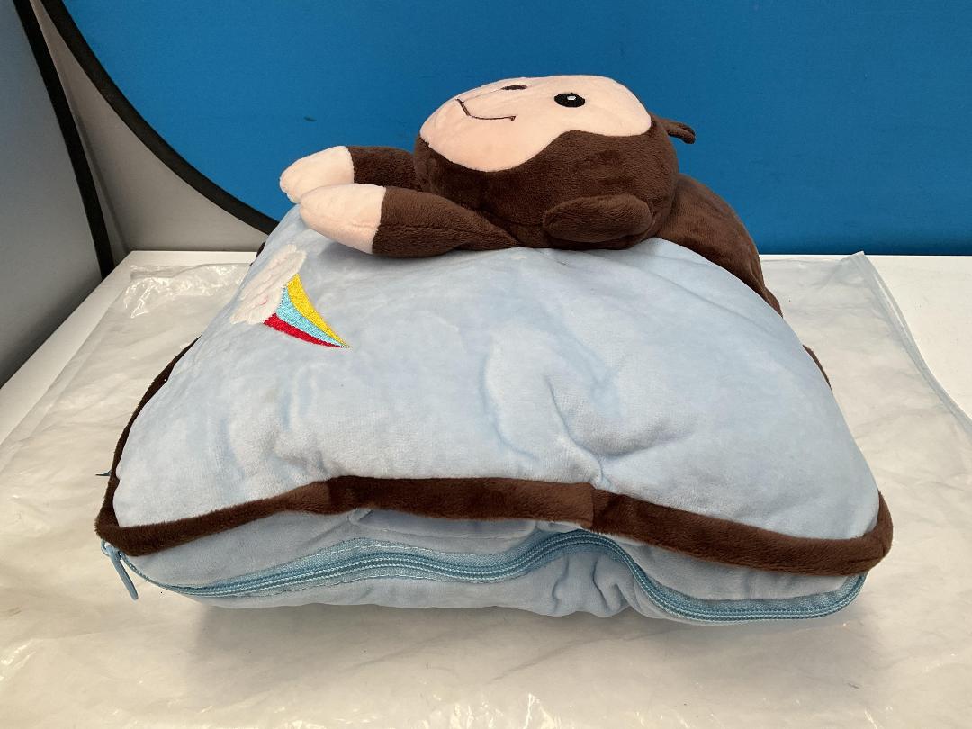 Photo '4' of 3x Monkey Love - Children's Pillow w/ Zip Out Blanket - 150cm x 100cm *NEW* Photo '4' of 3x Monkey Love - Children's Pillow w/ Zip Out Blanket - 150cm x 100cm *NEW*