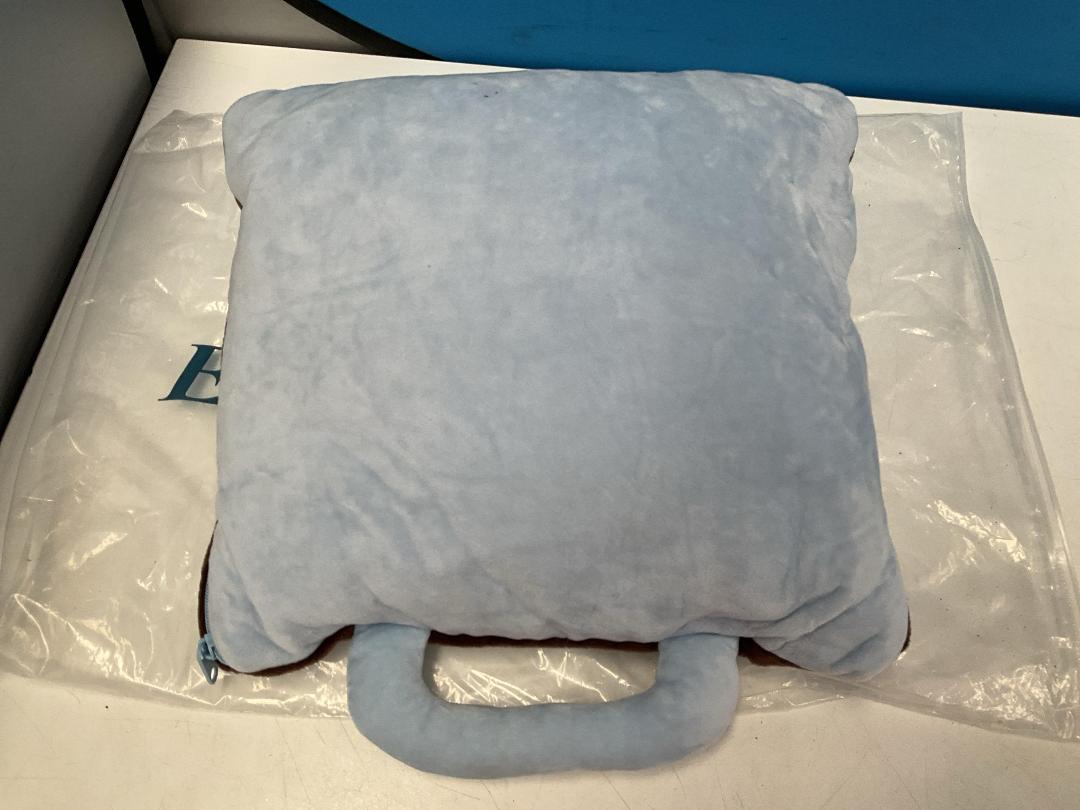 Photo '8' of 3x Monkey Love - Children's Pillow w/ Zip Out Blanket - 150cm x 100cm *NEW* Photo '8' of 3x Monkey Love - Children's Pillow w/ Zip Out Blanket - 150cm x 100cm *NEW*