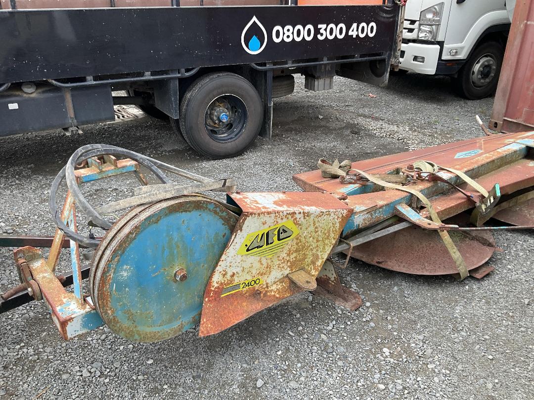 Photo '4' of UFO 2400 Agricultural Mower Photo '4' of UFO 2400 Agricultural Mower