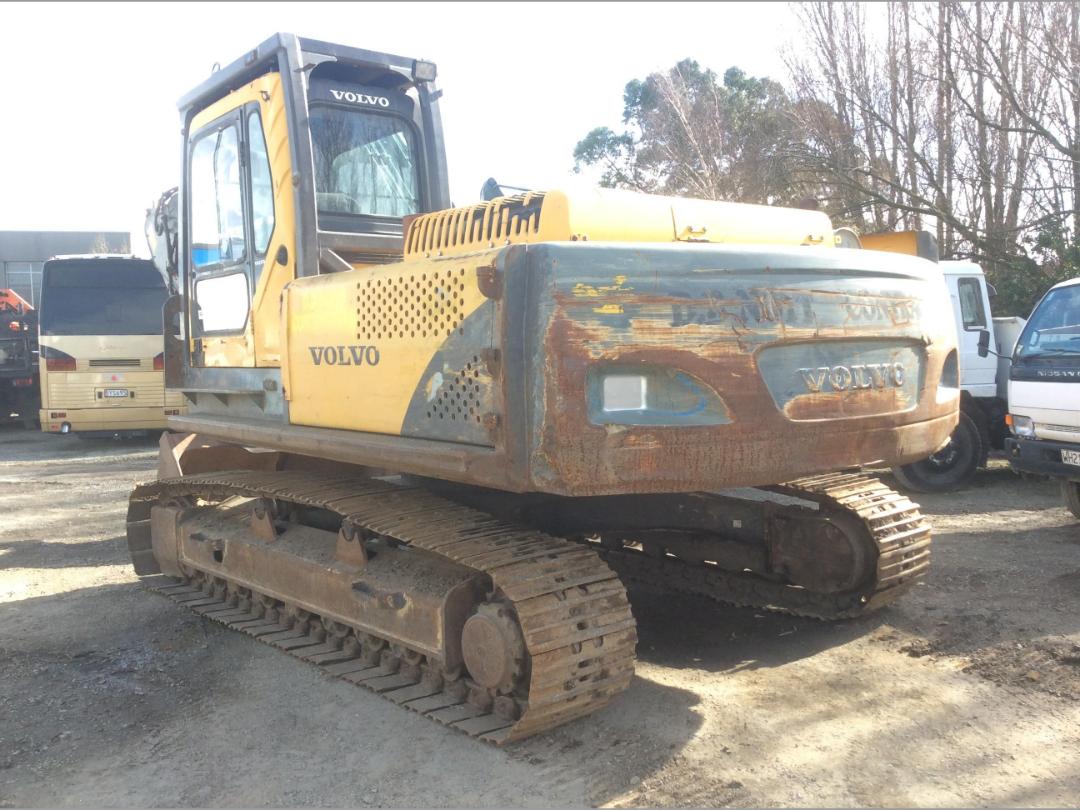 Photo '7' of Volvo EC240BL Excavator Photo '7' of Volvo EC240BL Excavator