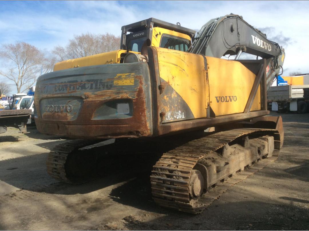 Photo '9' of Volvo EC240BL Excavator Photo '9' of Volvo EC240BL Excavator