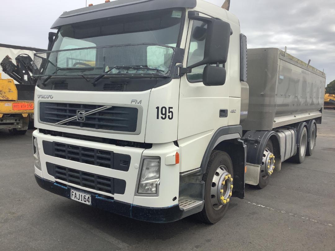 Photo '2' of Volvo FM 480 Tipper Photo '2' of Volvo FM 480 Tipper