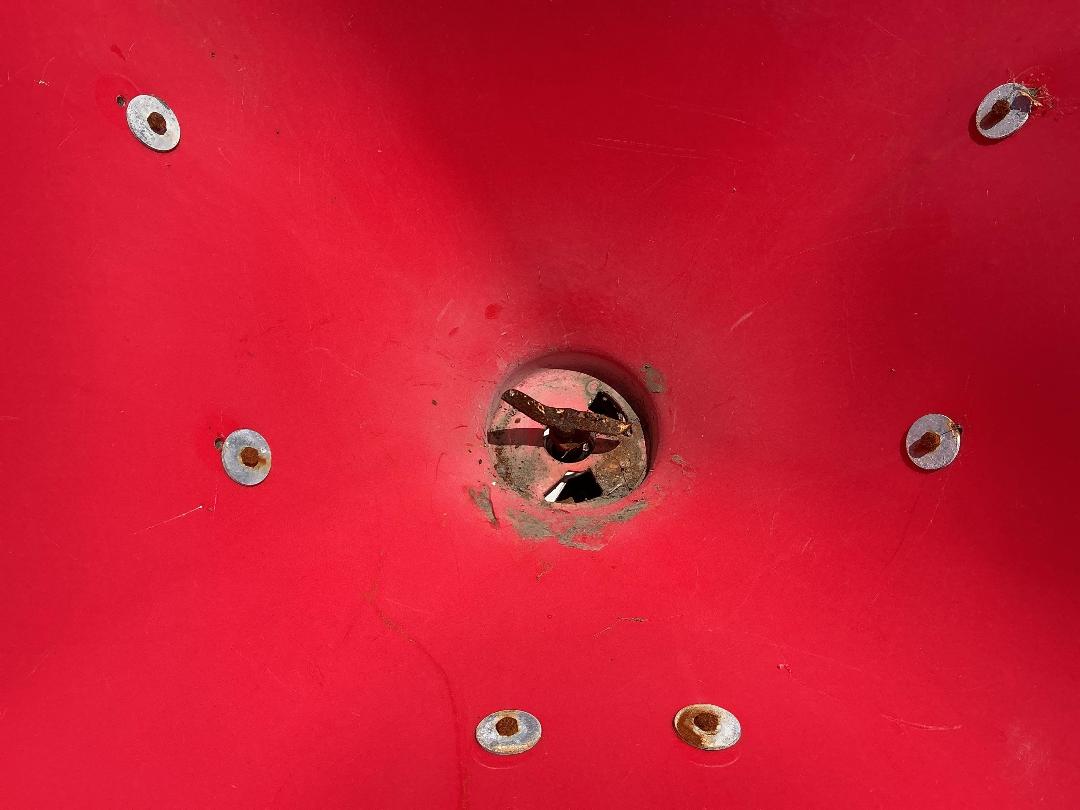 Photo '15' of Walco Allspread 3.50 Spreader Photo '15' of Walco Allspread 3.50 Spreader