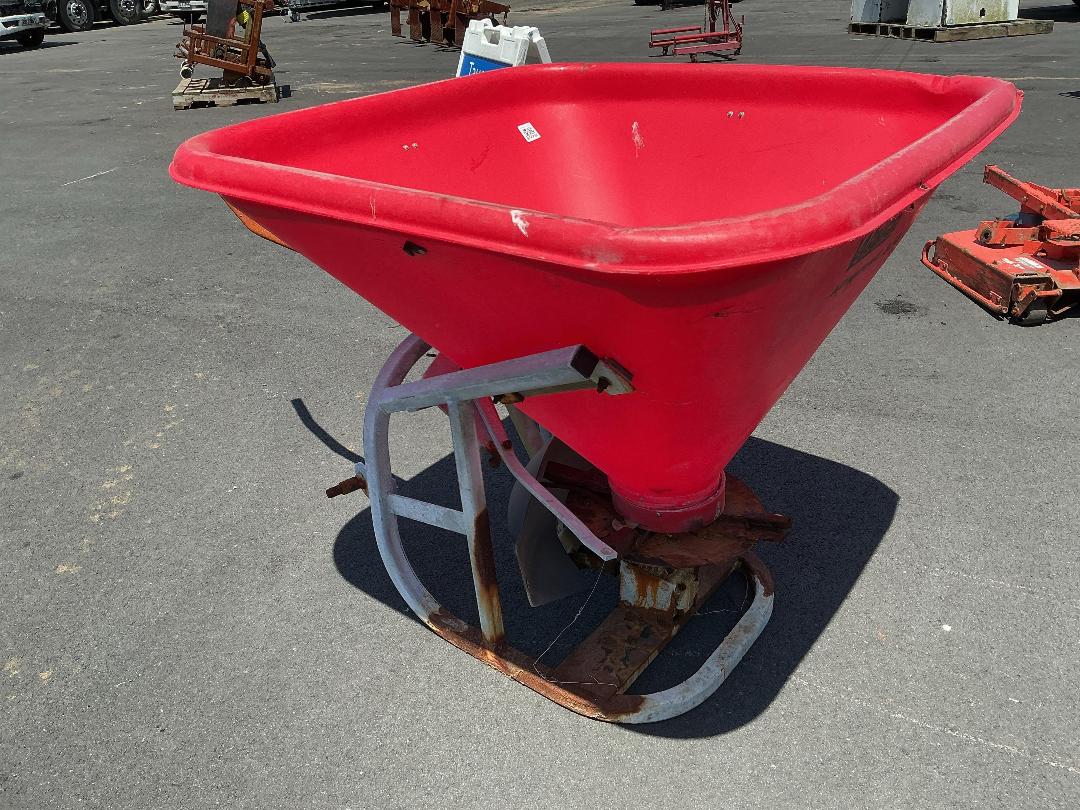 Photo '9' of Walco Allspread 3.50 Spreader Photo '9' of Walco Allspread 3.50 Spreader